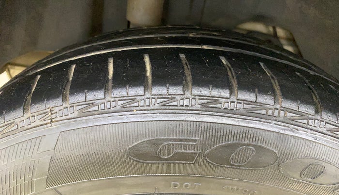 2018 Ford FREESTYLE TITANIUM 1.2 PETROL, Petrol, Manual, 97,342 km, Right Rear Tyre Tread