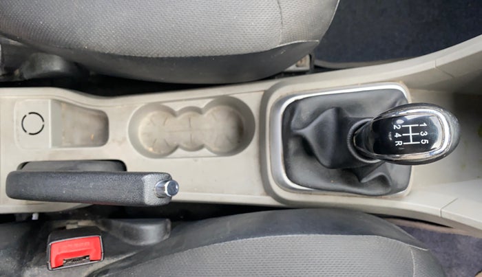 2016 Tata Tiago XM PETROL, Petrol, Manual, 70,026 km, Gear Lever