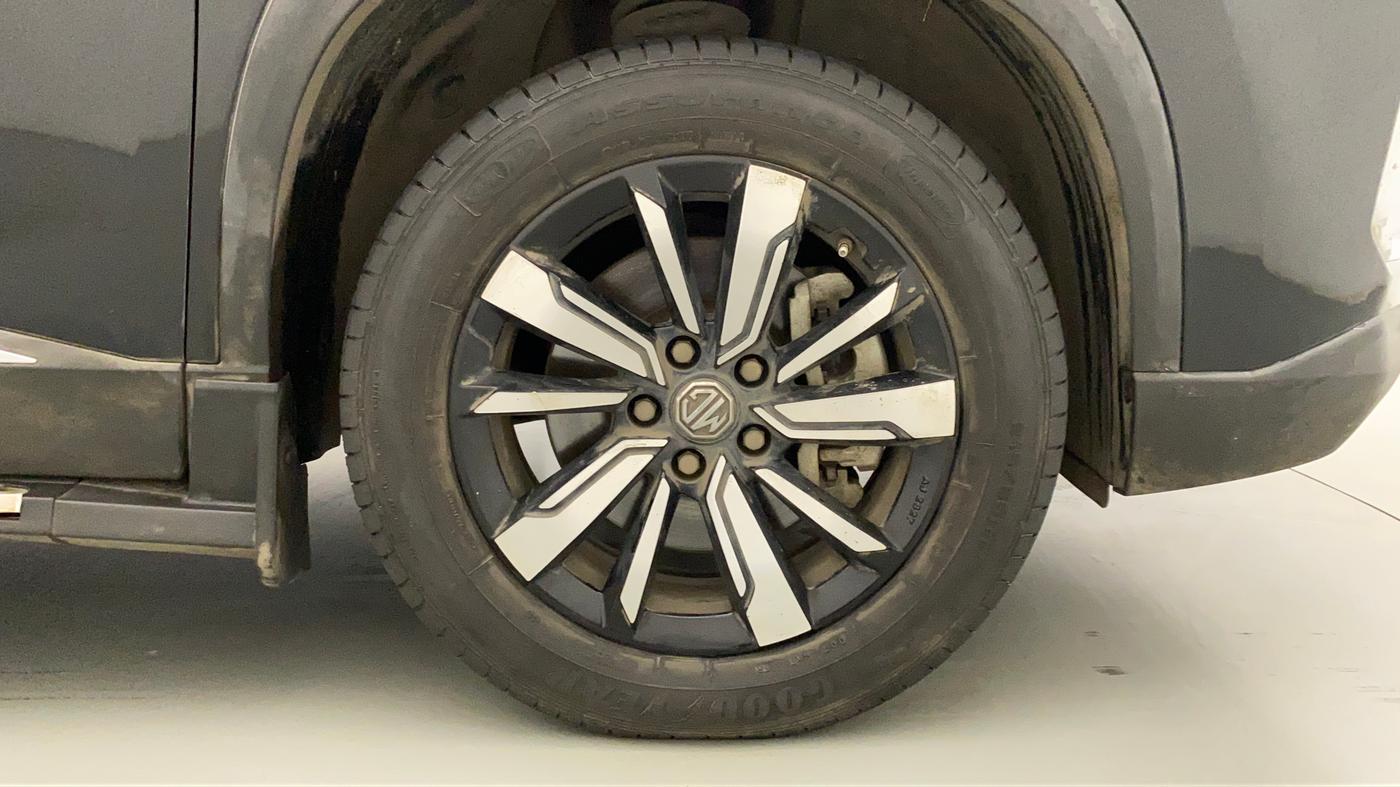 2019 MG HECTOR SHARP 1.5 DCT PETROL, Petrol, Automatic, 27,369 km, Right Front Wheel
