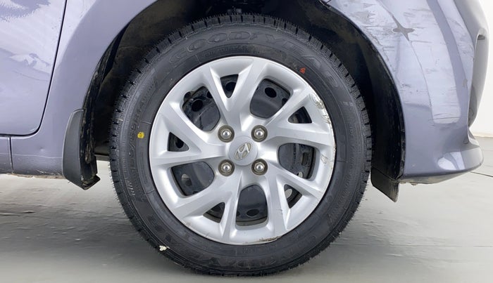 2018 Hyundai Grand i10 MAGNA 1.2 KAPPA VTVT, CNG, Manual, 43,762 km, Right Front Wheel