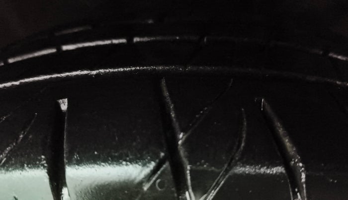 2018 Hyundai Creta SX AT 1.6 DIESEL, Diesel, Automatic, 1,45,370 km, Right Front Tyre Tread