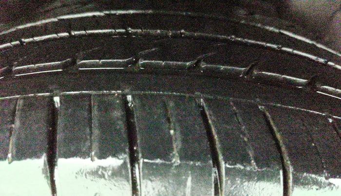 2018 Hyundai Creta SX AT 1.6 DIESEL, Diesel, Automatic, 1,45,370 km, Right Rear Tyre Tread