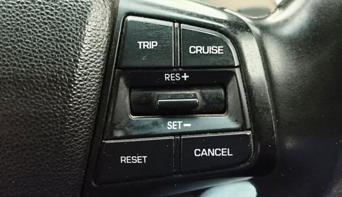 2018 Hyundai Creta SX AT 1.6 DIESEL, Diesel, Automatic, 1,45,370 km, Adaptive Cruise Control