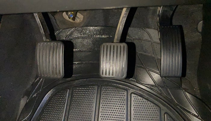 2015 Hyundai Xcent SX 1.2, Petrol, Manual, 62,843 km, Pedals