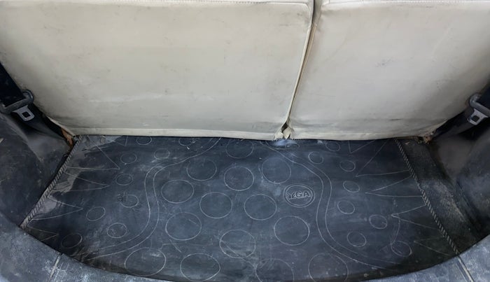 2017 Maruti Wagon R 1.0 VXI, Petrol, Manual, 35,911 km, Boot Inside