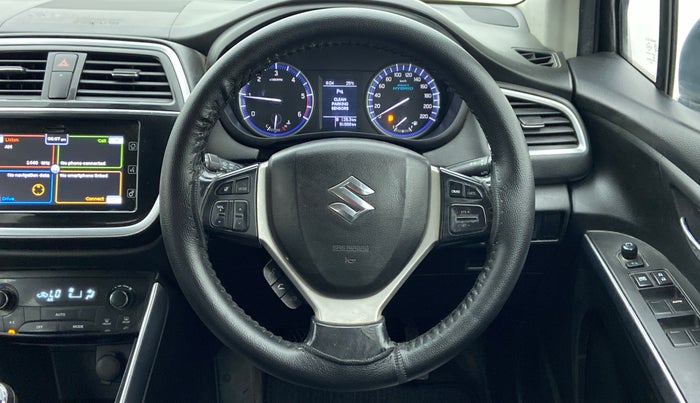 2017 Maruti S Cross ALPHA SHVS, Diesel, Manual, 91,980 km, Steering Wheel Close Up