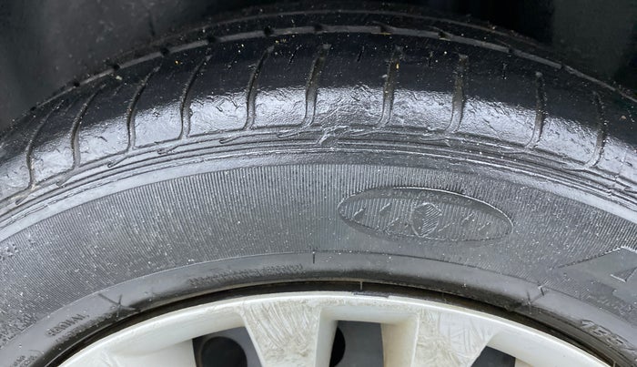 2017 Maruti Ciaz DELTA 1.4 VVT, Petrol, Manual, 41,469 km, Left Rear Tyre Tread