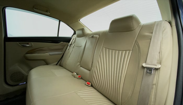 2017 Maruti Ciaz DELTA 1.4 VVT, Petrol, Manual, 41,469 km, Right Side Rear Door Cabin
