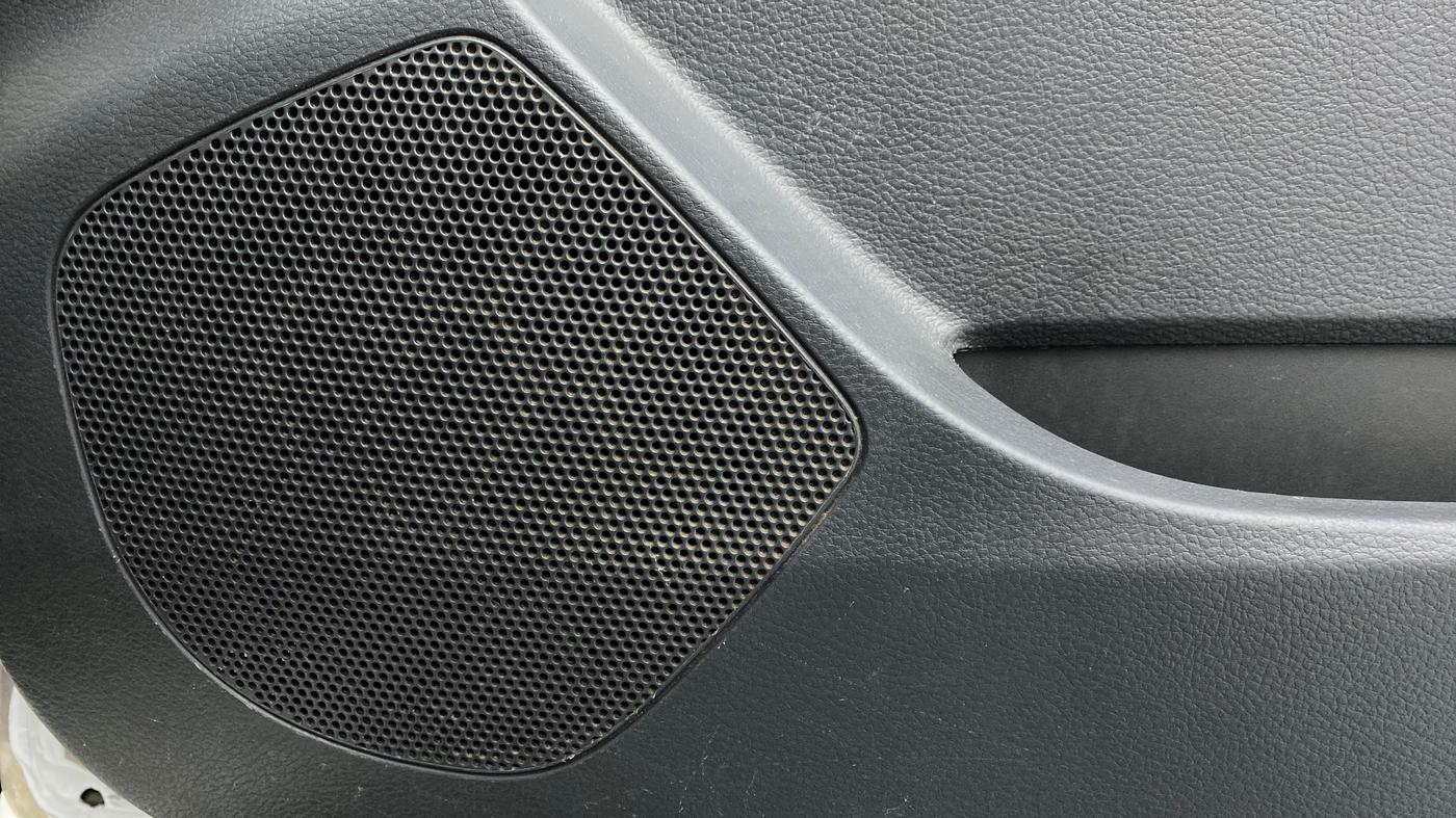 2015 Maruti Alto K10 VXI P, Petrol, Manual, Speaker