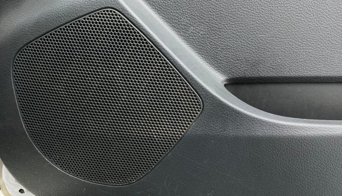 2015 Maruti Alto K10 VXI P, Petrol, Manual, Speaker