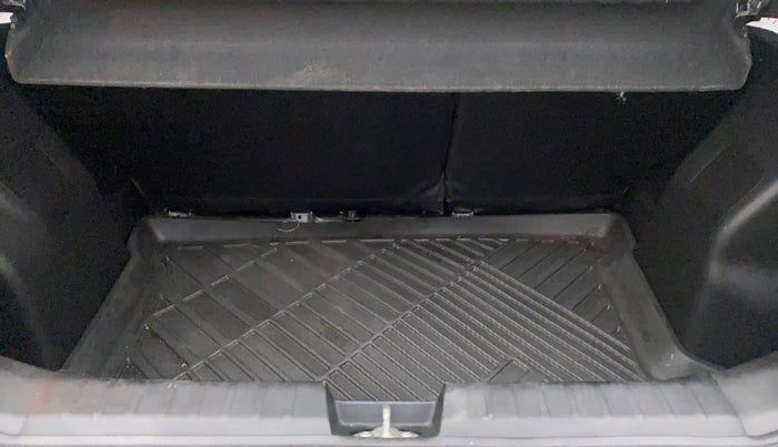 2019 Toyota Glanza V CVT, Petrol, Automatic, 15,198 km, Boot Inside