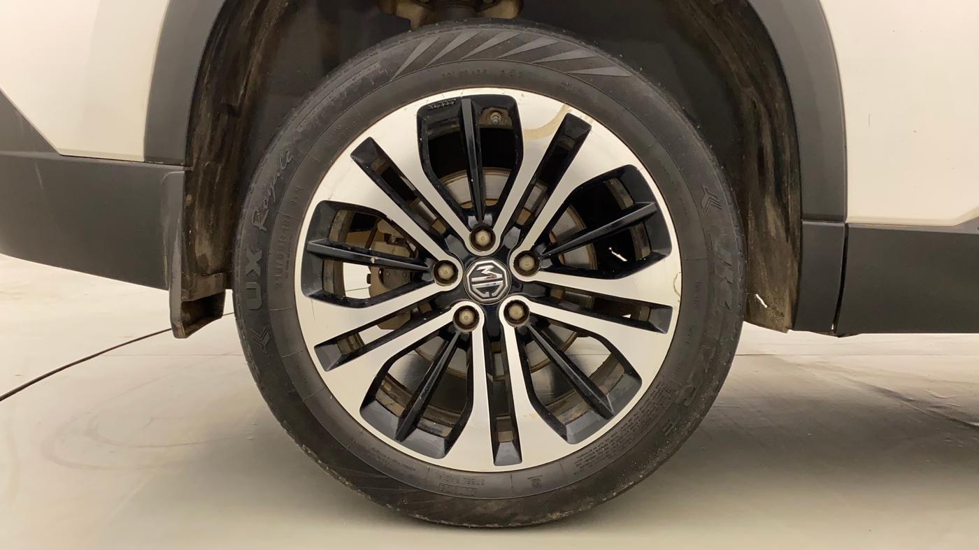 2021 MG HECTOR SHARP 2.0 DIESEL DUAL TONE, Diesel, Manual, 1,27,904 km, Right Rear Wheel
