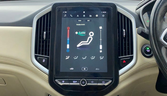 2021 MG HECTOR SHARP 2.0 DIESEL DUAL TONE, Diesel, Manual, 1,27,904 km, Automatic Climate Control