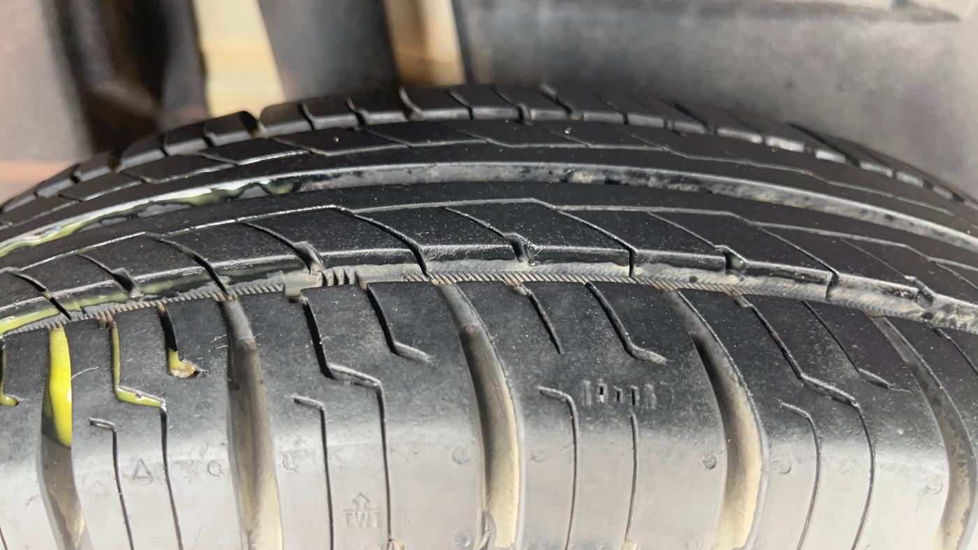 2020 Maruti Dzire LXI, Petrol, Manual, 61,101 km, Right Rear Tyre Tread