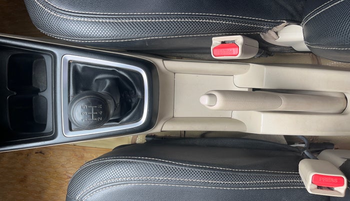 2020 Maruti Dzire LXI, Petrol, Manual, 61,072 km, Gear Lever