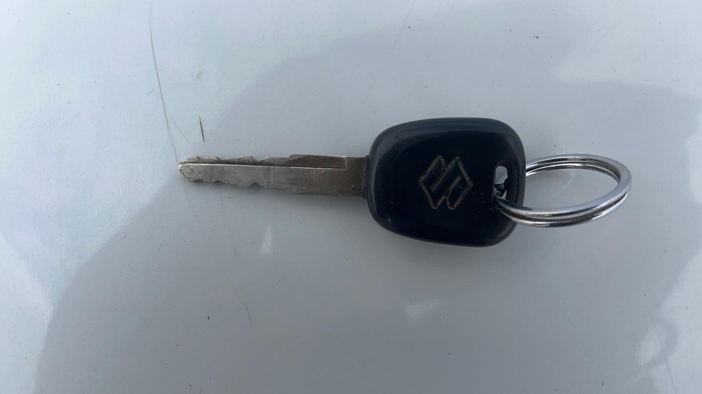 2020 Maruti Dzire LXI, Petrol, Manual, 61,101 km, Key Close Up