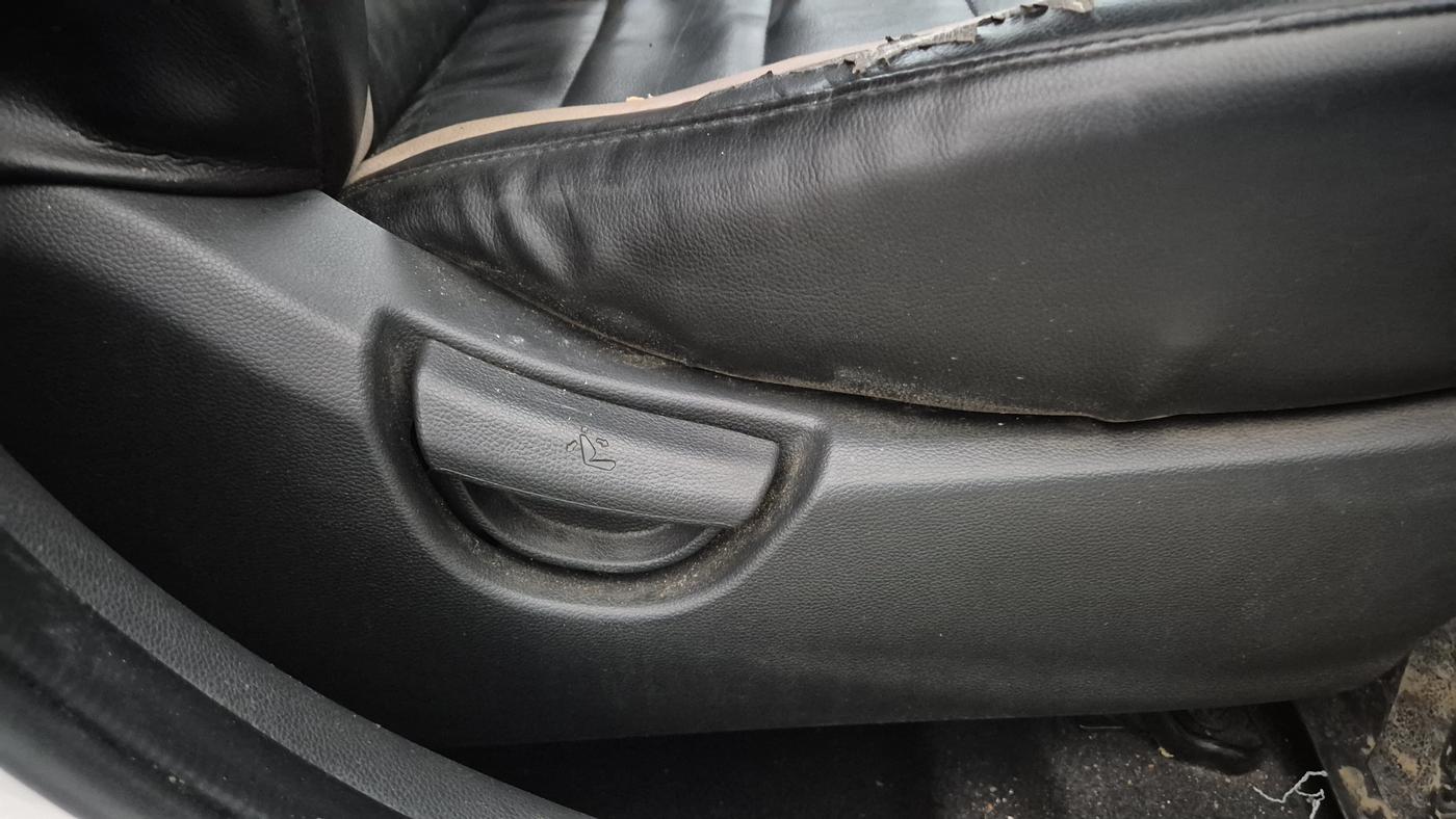 2018 Hyundai Grand i10 MAGNA 1.2 KAPPA VTVT, Petrol, Manual, 61,612 km, Driver Side Adjustment Panel