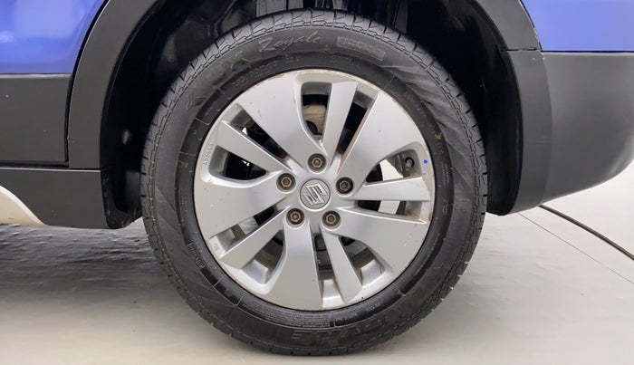 2017 Maruti S Cross DELTA 1.3, Diesel, Manual, 1,04,052 km, Left Rear Wheel