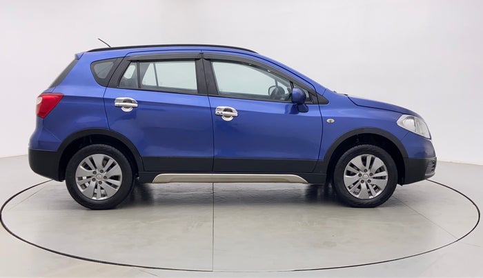 2017 Maruti S Cross DELTA 1.3, Diesel, Manual, 1,04,052 km, Right Side View