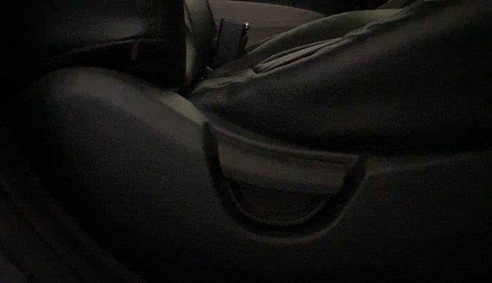 2015 Hyundai Grand i10 SPORTZ 1.2 KAPPA VTVT, Petrol, Manual, 42,064 km, Driver Side Adjustment Panel