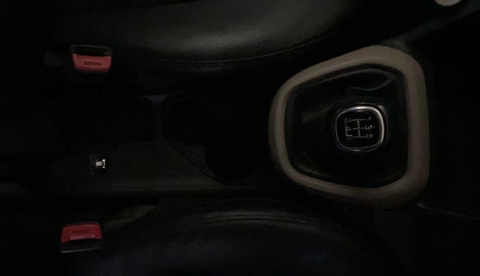 2015 Hyundai Grand i10 SPORTZ 1.2 KAPPA VTVT, Petrol, Manual, 42,064 km, Gear Lever