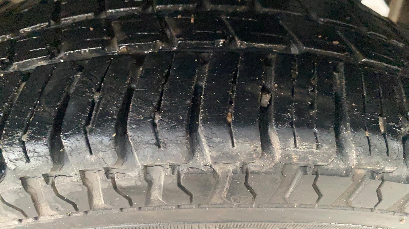 2018 Hyundai Eon ERA + SE, Petrol, Manual, 36,613 km, Left Rear Tyre Tread