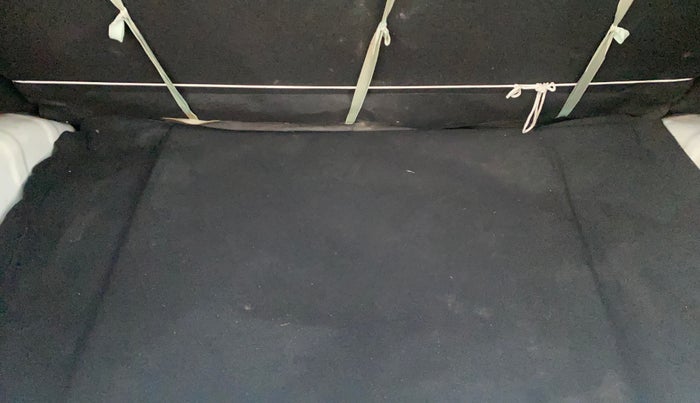 2018 Hyundai Eon ERA + SE, Petrol, Manual, 36,362 km, Boot Inside