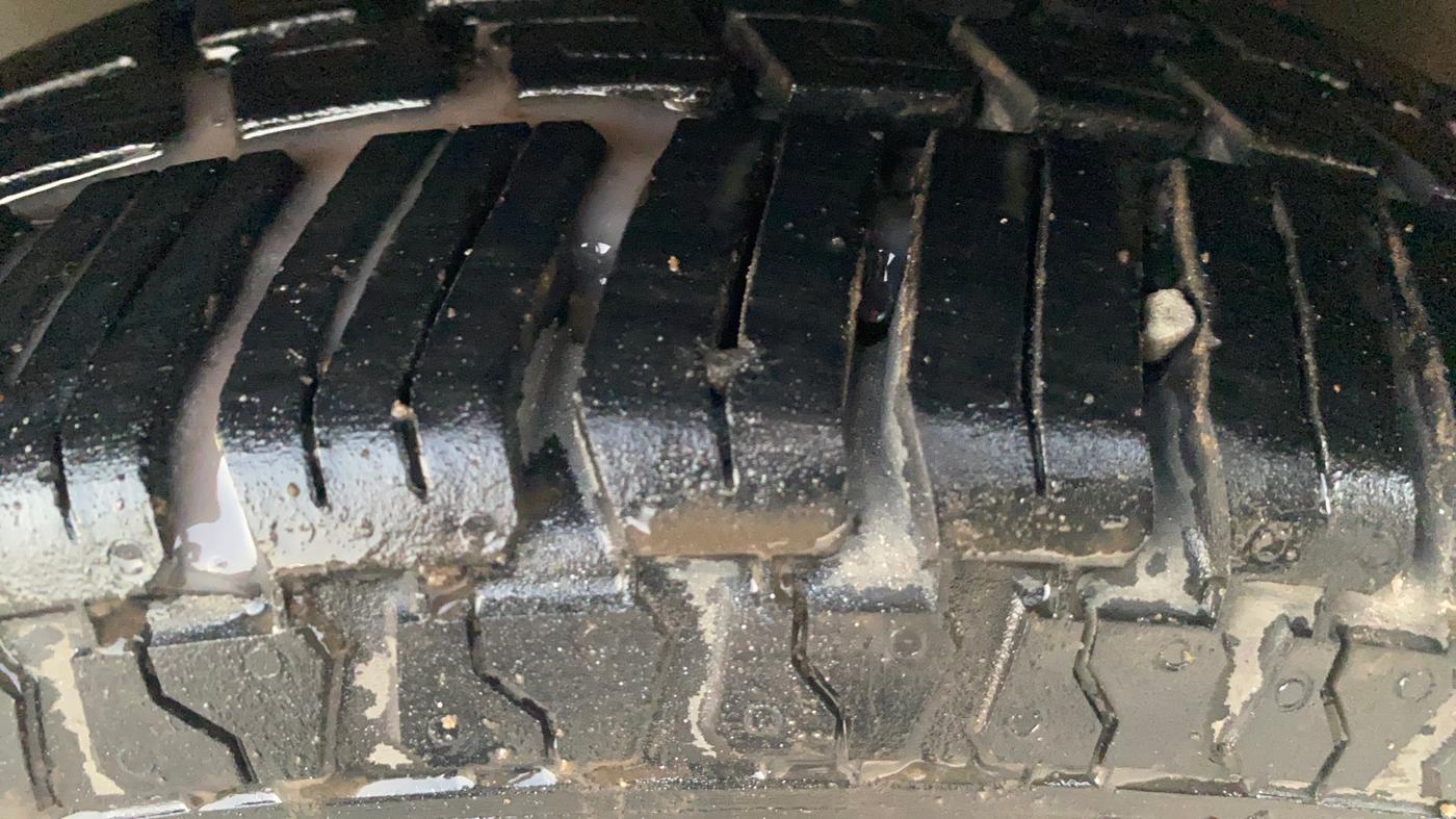 2018 Hyundai Eon ERA + SE, Petrol, Manual, 36,613 km, Left Front Tyre Tread