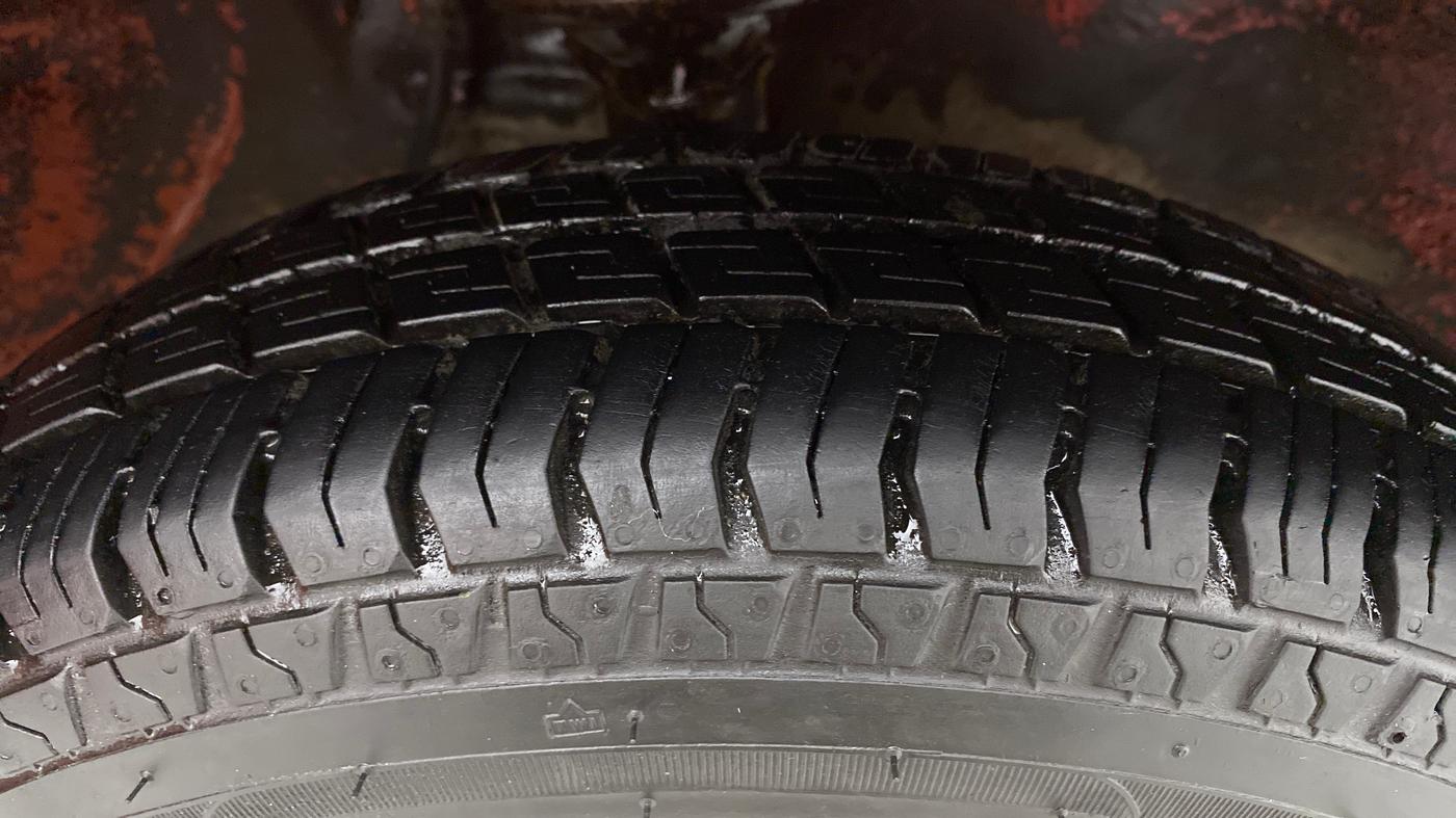 2012 Maruti Alto 800 LXI, Petrol, Manual, 27,179 km, Right Front Tyre Tread