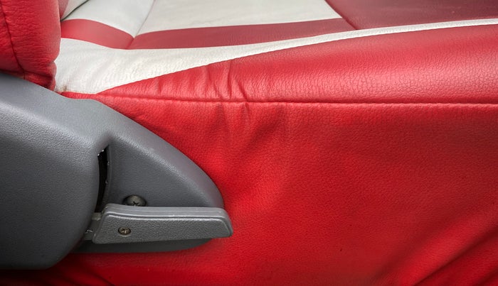 2012 Maruti Alto 800 LXI, Petrol, Manual, 27,179 km, Driver Side Adjustment Panel