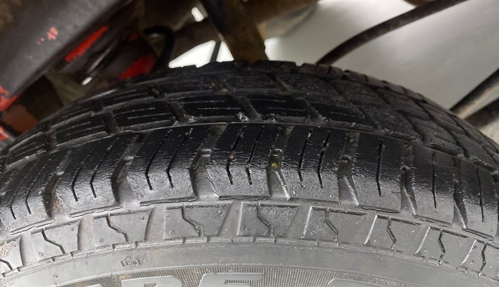 2012 Maruti Alto 800 LXI, Petrol, Manual, 27,179 km, Right Rear Tyre Tread
