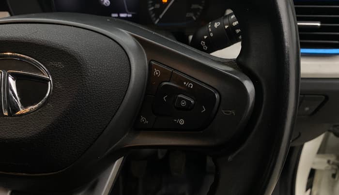 2023 Tata PUNCH CREATIVE  MT, Petrol, Manual, 18,437 km, Keyless Start/ Stop Button
