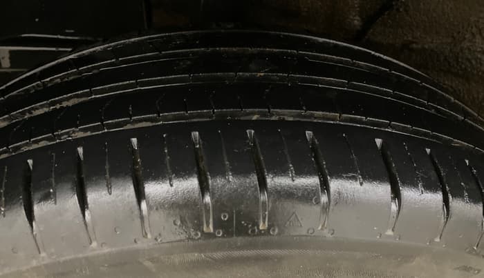 2023 Tata PUNCH CREATIVE  MT, Petrol, Manual, 18,437 km, Right Rear Tyre Tread