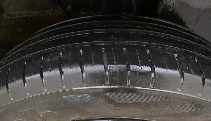 2023 Tata PUNCH CREATIVE  MT, Petrol, Manual, 18,437 km, Left Rear Tyre Tread