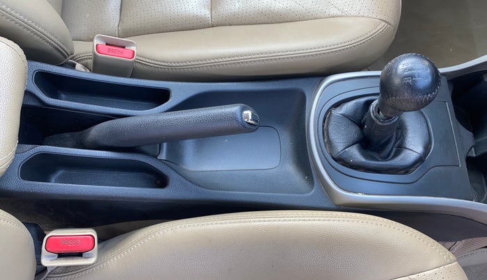 2016 Honda City 1.5L I-VTEC VX, Petrol, Manual, 57,848 km, Gear Lever