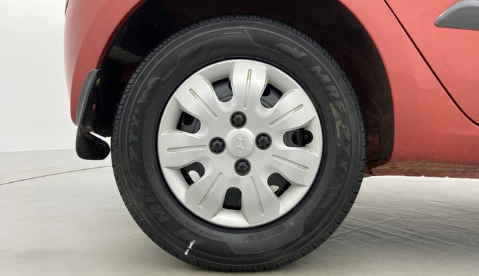 2010 Hyundai i10 SPORTZ 1.2 KAPPA2, Petrol, Manual, 36,836 km, Right Rear Wheel