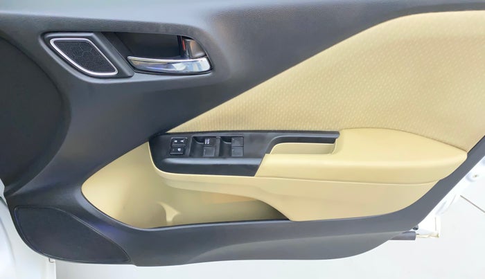 2021 Honda City 1.5L I-VTEC V MT 4TH GEN, Petrol, Manual, 63,295 km, Driver Side Door Panels Control