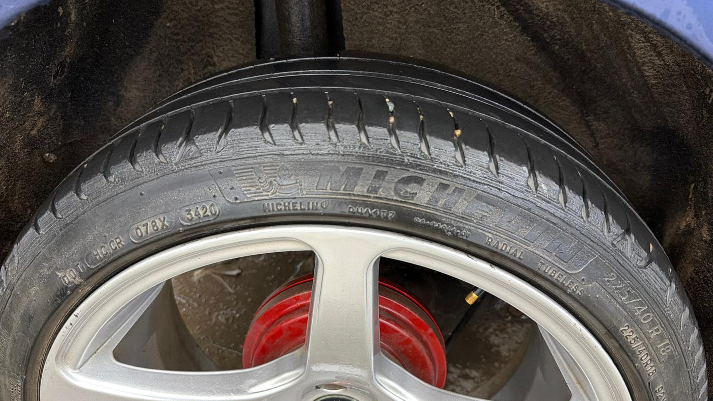 2019 Maruti Baleno SIGMA PETROL 1.2, CNG, Manual, 37,925 km, Right Rear Tyre Tread