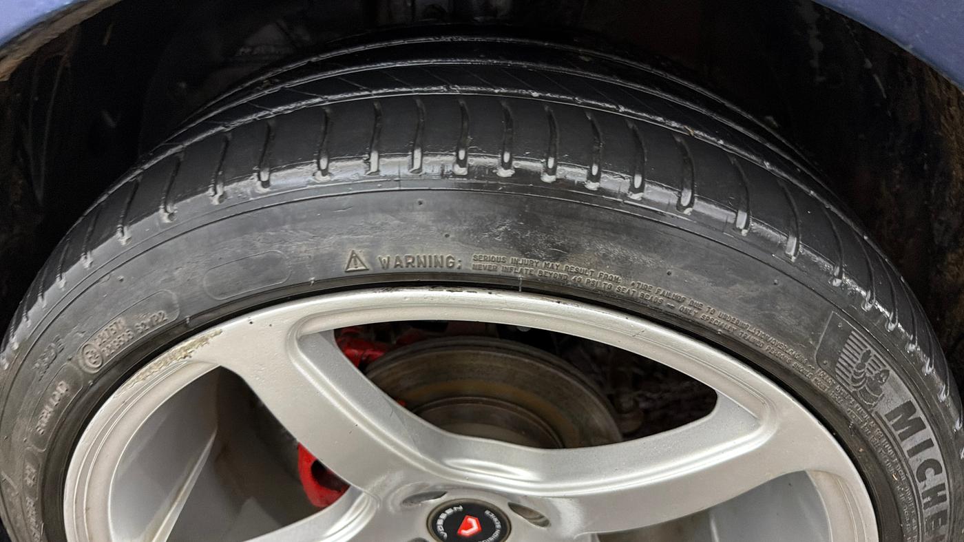 2019 Maruti Baleno SIGMA PETROL 1.2, CNG, Manual, 37,925 km, Left Front Tyre Tread