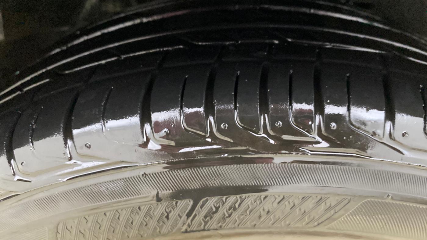 2022 Tata NEXON XZA PLUS (PREMIUM) DIESEL, Diesel, Automatic, 73,624 km, Right Front Tyre Tread