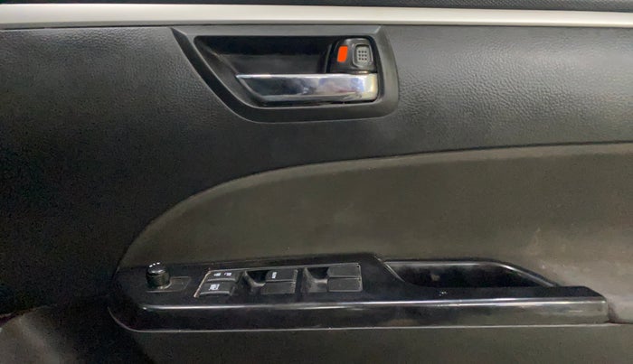 2013 Maruti Swift VXI, Petrol, Manual, 68,083 km, Driver Side Door Panels Control
