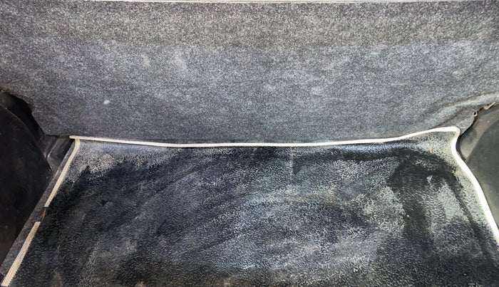 2013 Maruti Swift VXI, Petrol, Manual, 68,083 km, Boot Inside