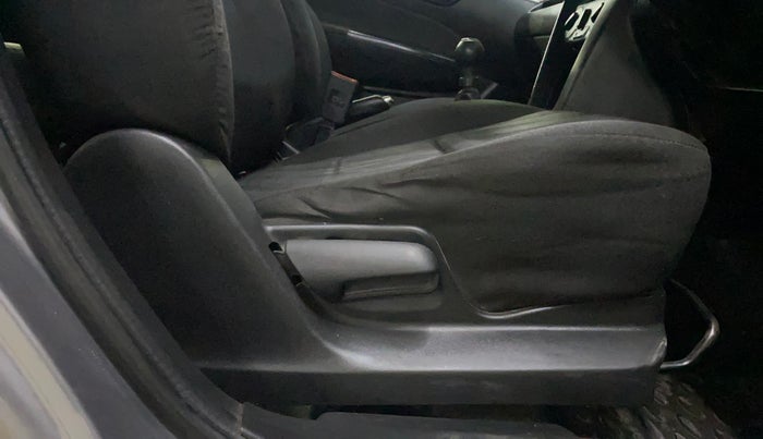 2013 Maruti Swift VXI, Petrol, Manual, 68,083 km, Driver Side Adjustment Panel