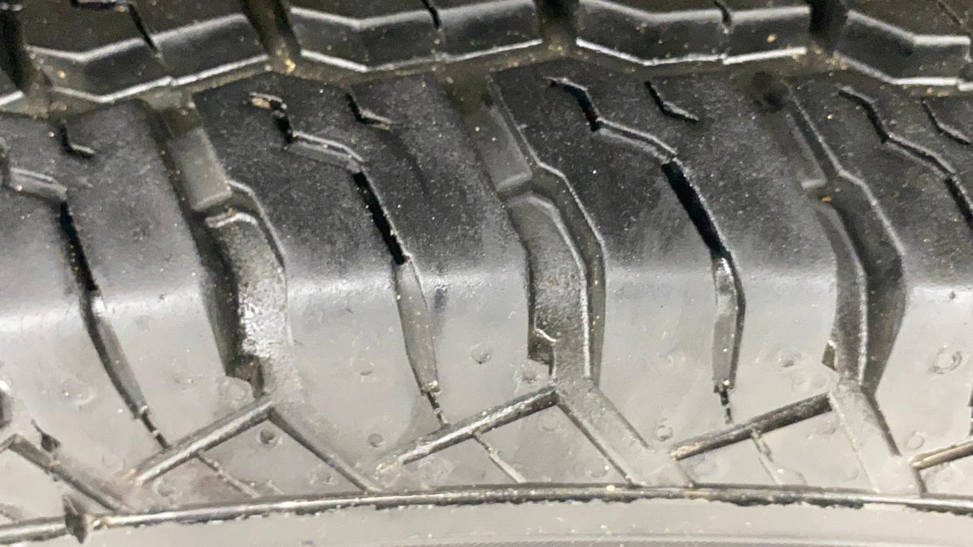 2022 Mahindra Bolero B6 (O), Diesel, Manual, 69,492 km, Right Rear Tyre Tread