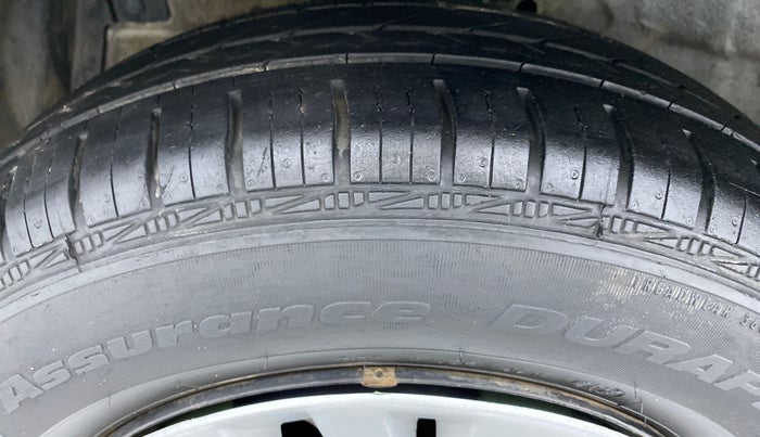 2013 Maruti Swift Dzire VXI 1.2 BS IV, Petrol, Manual, 60,882 km, Left Front Tyre Tread