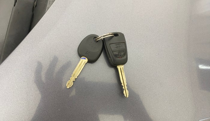 2017 Hyundai Grand i10 MAGNA 1.2 KAPPA VTVT, Petrol, Manual, 57,995 km, Key Close Up