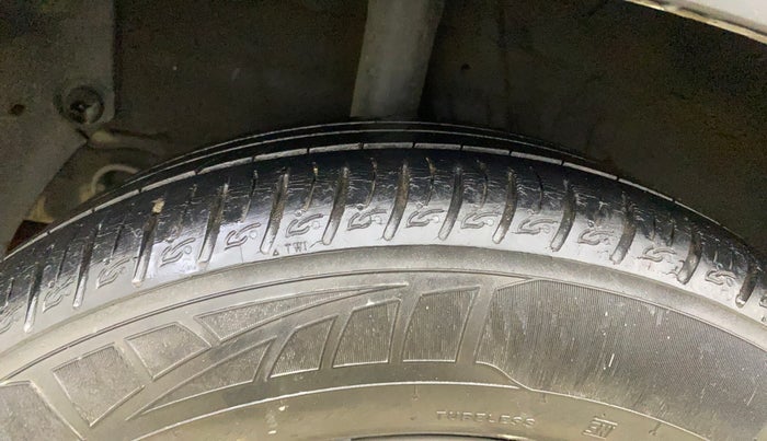 2020 KIA SONET GTX PLUS 1.5, Diesel, Manual, 37,565 km, Right Rear Tyre Tread