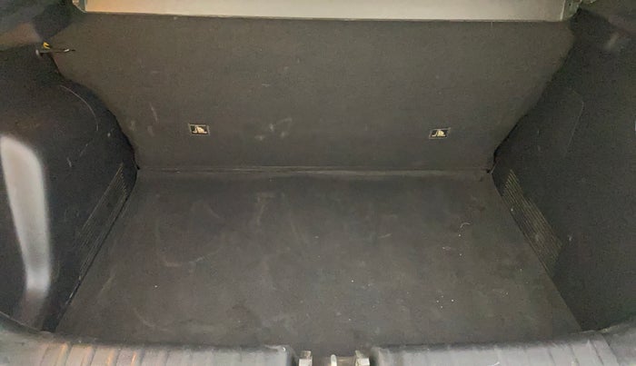 2020 KIA SONET GTX PLUS 1.5, Diesel, Manual, 37,565 km, Boot Inside