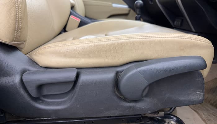 2015 Honda City 1.5L I-VTEC VX, Petrol, Manual, 26,162 km, Driver Side Adjustment Panel