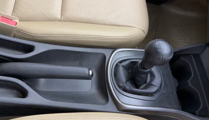 2015 Honda City 1.5L I-VTEC VX, Petrol, Manual, 26,162 km, Gear Lever